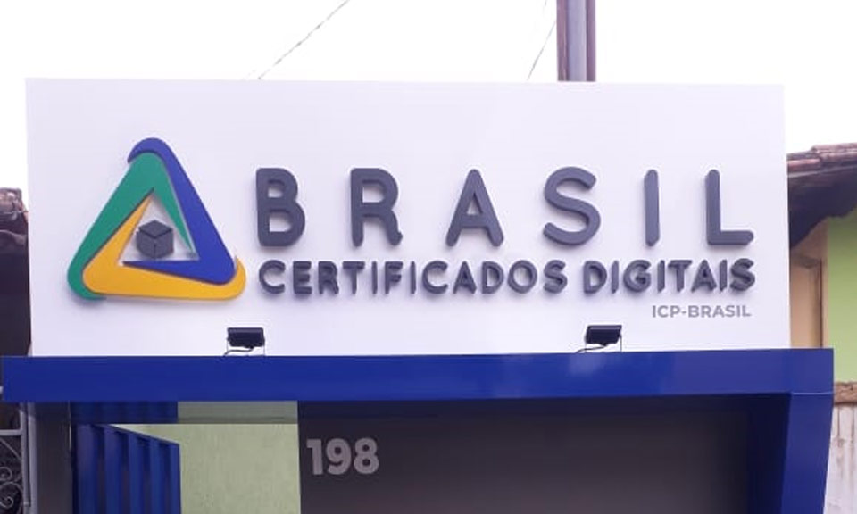 Detalhe Fachada Brasil Certificados