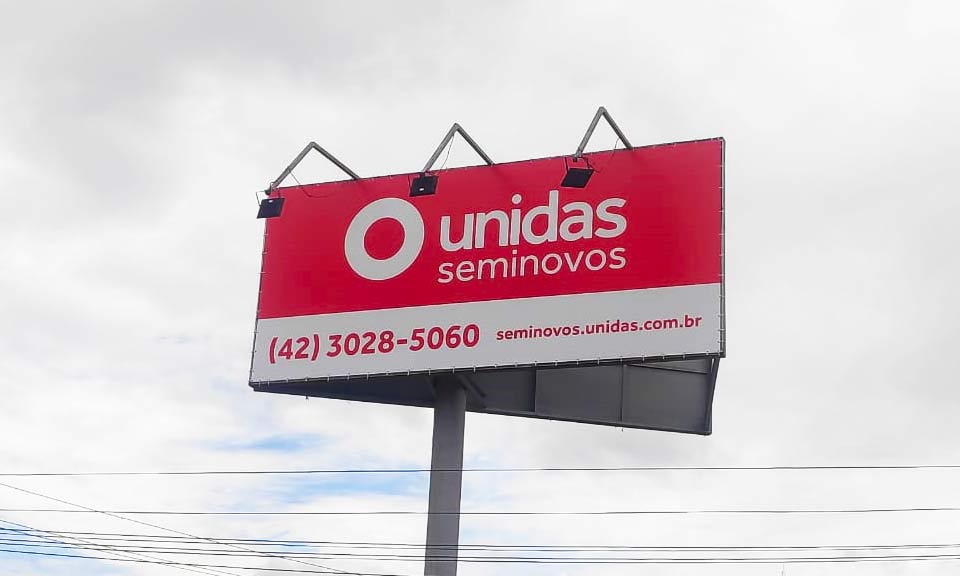 Totem de sinalização UNIDAS Paraná