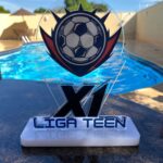 Troféu em acrílico para liga teen X1